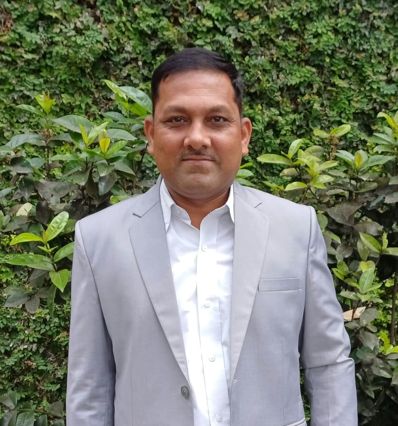 Mr. Aakash Yadav
